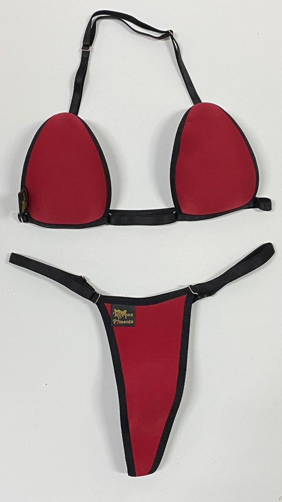 Bikíni fita brasileiro de tecido marsala